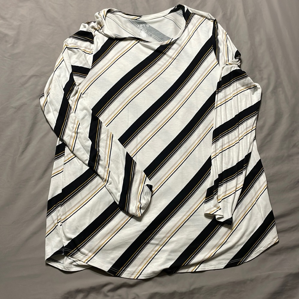 Women’s Blouse